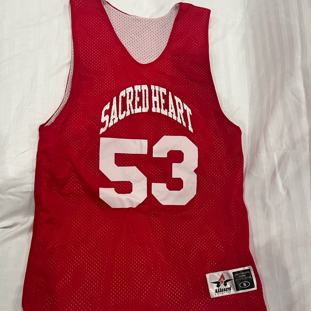 Reversible basketball jersey